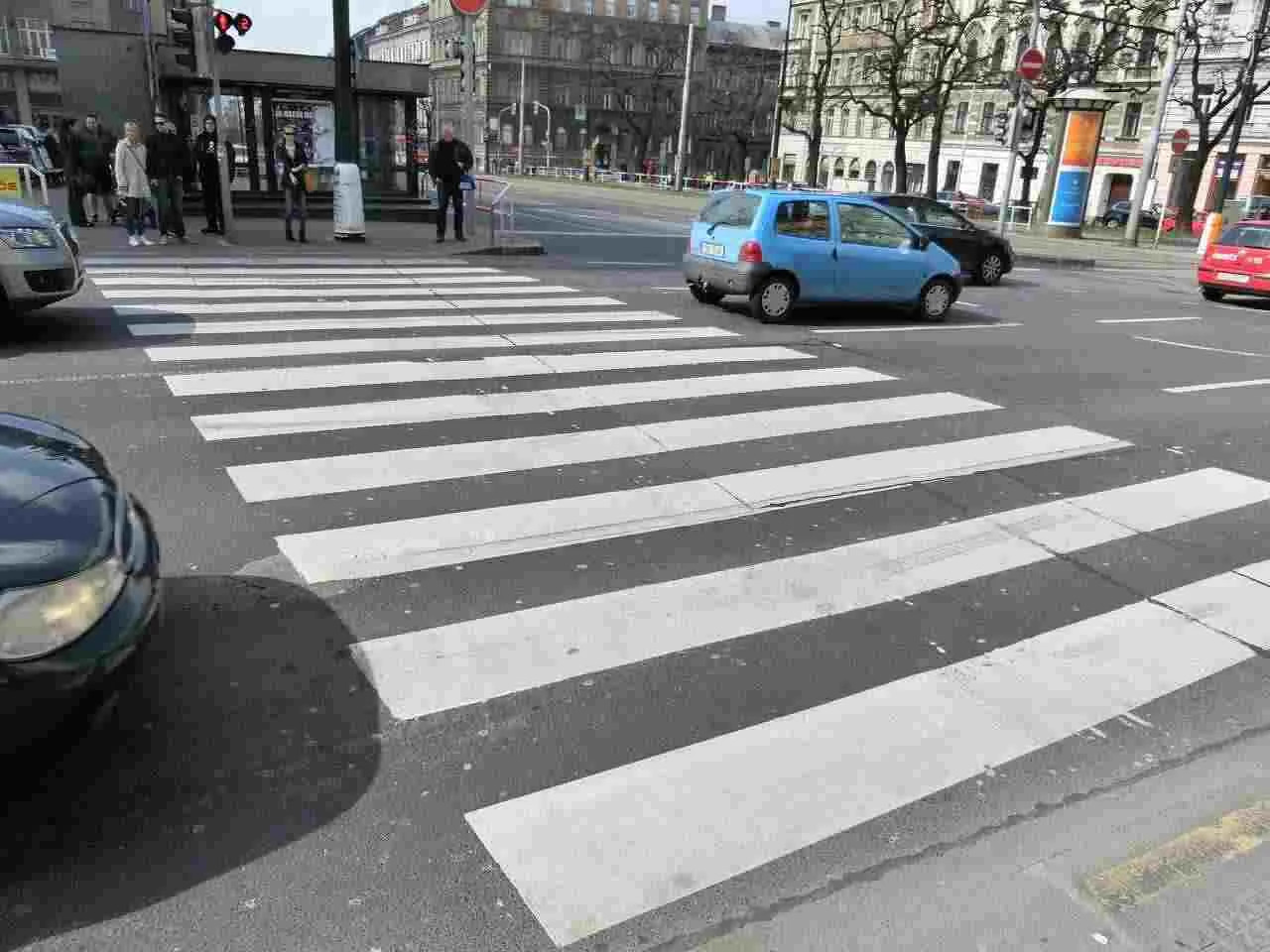 Pedestrian-crossing-1